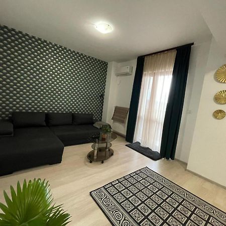 Urban Nest- Apartament Cu 2 Camere, Aproape De Iulius Mall ยาช ภายนอก รูปภาพ