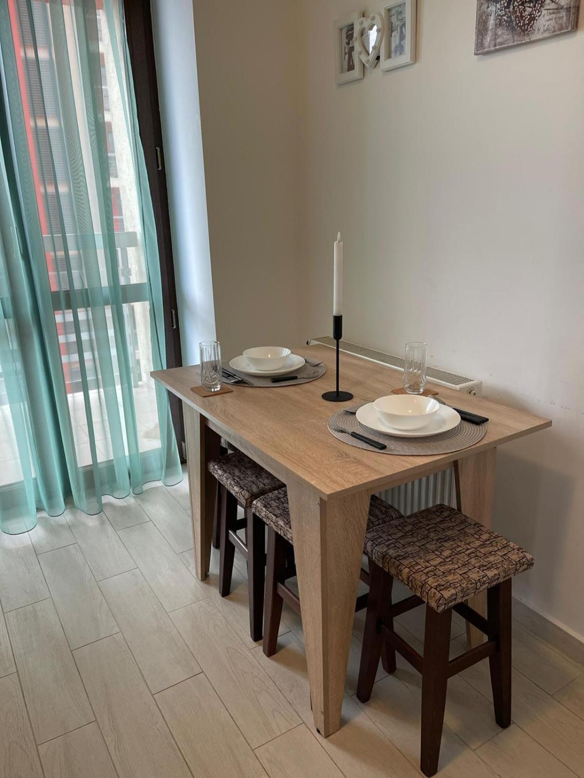 Urban Nest- Apartament Cu 2 Camere, Aproape De Iulius Mall ยาช ภายนอก รูปภาพ