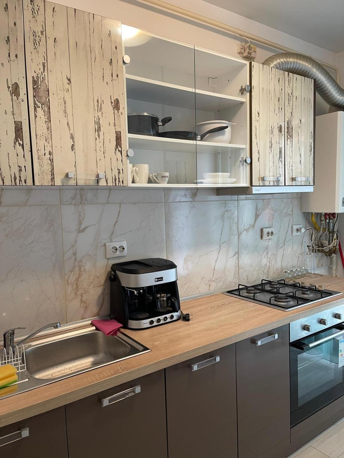Urban Nest- Apartament Cu 2 Camere, Aproape De Iulius Mall ยาช ภายนอก รูปภาพ